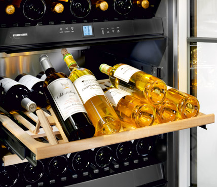 Винный шкаф Liebherr WTes 5872 - купить онлайн, цена 589 440.22 ₽, стоимость доставки по МСК и РФ от 300 рублей, заказать сейчас! Винный шкаф Liebherr WTes 5872 купить за 589 440.22 ₽ в Москве с доставкой по РФ