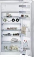 Холодильник Gaggenau RT 220-201 - купить онлайн, цена 499 999 ₽, стоимость доставки по МСК и РФ от 300 рублей, заказать сейчас! Холодильник Gaggenau RT 220-201 - купить за 499 999 ₽ в Москве с доставкой по РФ