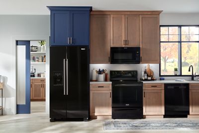Холодильник Maytag MRSF4036PB - купить онлайн, цена 99 990 ₽, стоимость доставки по МСК и РФ от 300 рублей, заказать сейчас! Холодильник Maytag MRSF4036PB купить за 99 990 ₽ в Москве с доставкой по РФ