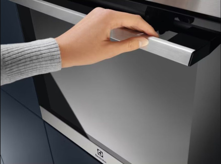 Духовой шкаф Electrolux EOD3H70X купить за 58&nbsp;470 ₽ в Москве с доставкой по РФ
