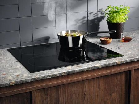 Варочная панель Electrolux LIT6043 купить за 62&nbsp;990 ₽ в Москве с доставкой по РФ