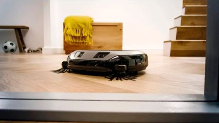 Робот-пылесос Miele SPQL Scout RX 3 Runner купить за 105&nbsp;300 ₽ в Москве с доставкой по РФ