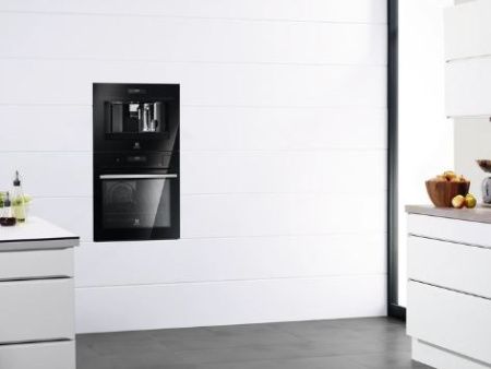 Встраиваемая кофемашина Electrolux EBC54524OZ - купить онлайн, цена 217 100 ₽, стоимость доставки по МСК и РФ от 300 рублей, заказать сейчас! Встраиваемая кофемашина Electrolux EBC54524OZ купить за 217 100 ₽ в Москве с доставкой по РФ