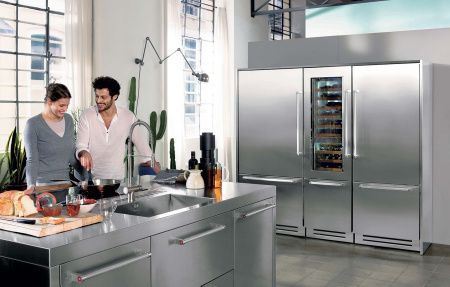Встраиваемый холодильник KitchenAid KCVCX 20900R - купить онлайн, цена 79 999 ₽, стоимость доставки по МСК и РФ от 300 рублей, заказать сейчас! Встраиваемый холодильник KitchenAid KCVCX 20900R купить за 79 999 ₽ в Москве с доставкой по РФ