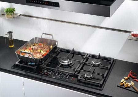 Варочная панель AEG HKR95540NB купить за 145&nbsp;500 ₽ в Москве с доставкой по РФ