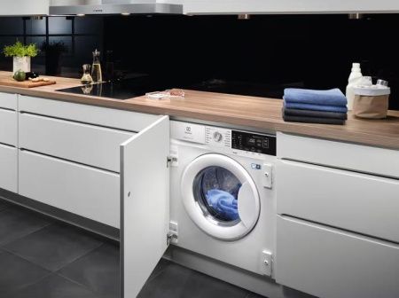 Встраиваемая стиральная машина Electrolux EWN7F447WIP купить за 145&nbsp;200 ₽ в Москве с доставкой по РФ