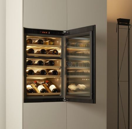 Встраиваемый винный шкаф V-ZUG WineCooler UCSL WC4T-51136 купить за 995&nbsp;990.60 ₽ в Москве с доставкой по РФ
