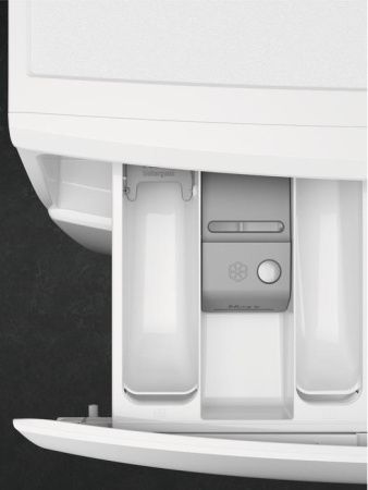 Стирально-сушильная машина AEG LWR98165XE купить за 157&nbsp;900 ₽ в Москве с доставкой по РФ