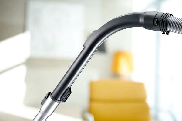 Пылесос Miele SDAB 3 Compact C 2 - купить онлайн, цена 80 050 ₽, стоимость доставки по МСК и РФ от 300 рублей, заказать сейчас! Пылесос Miele SDAB 3 Compact C 2 - купить за 80 050 ₽ в Москве с доставкой по РФ