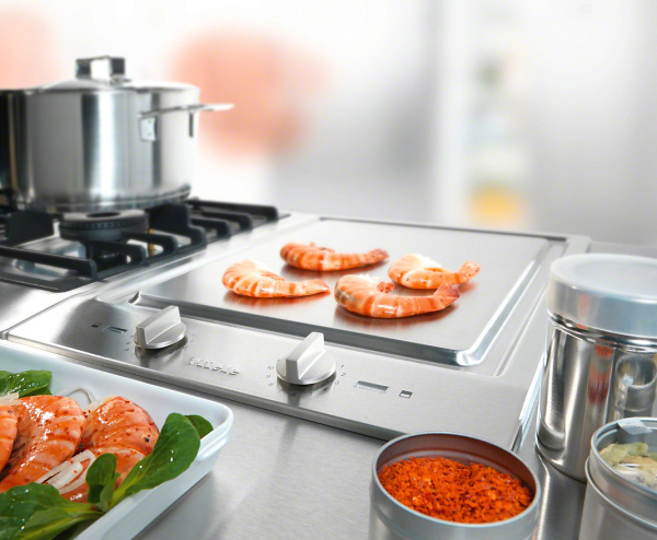 Гриль тепан-яки Miele CS1327 - купить онлайн, цена 179 900 ₽, стоимость доставки по МСК и РФ от 300 рублей, заказать сейчас! Гриль тепан-яки Miele CS1327 - купить за 179 900 ₽ в Москве с доставкой по РФ