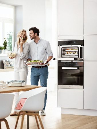 Пароварка с СВЧ Miele DGM 6401 CLST купить за 429&nbsp;700 ₽ в Москве с доставкой по РФ