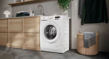 Стиральная машина Electrolux EW6F1481E купить за 72&nbsp;360 ₽ в Москве с доставкой по РФ