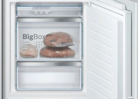Встраиваемый двухкамерный холодильник Bosch KIS86AFE0 - купить онлайн, цена 138 630.11 ₽, стоимость доставки по МСК и РФ от 300 рублей, заказать сейчас! Встраиваемый двухкамерный холодильник Bosch KIS86AFE0 купить за 138 630.11 ₽ в Москве с доставкой по РФ