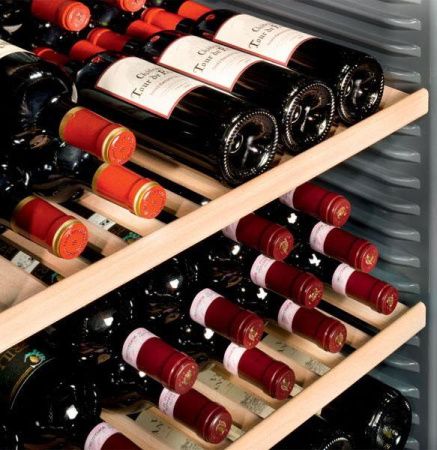 Винный шкаф Liebherr WKb 4212 Vinothek купить за 183&nbsp;990.60 ₽ в Москве с доставкой по РФ