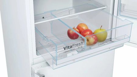Холодильник Bosch KGE39XW2OR - купить онлайн, цена 79 999 ₽, стоимость доставки по МСК и РФ от 300 рублей, заказать сейчас! Холодильник Bosch KGE39XW2OR купить за 79 999 ₽ в Москве с доставкой по РФ