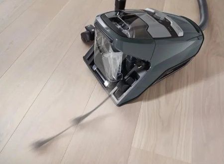 Пылесос Miele SKCF5 Blizzard CX1 Parquet PoweLine Graphite grey купить за 95&nbsp;250 ₽ в Москве с доставкой по РФ