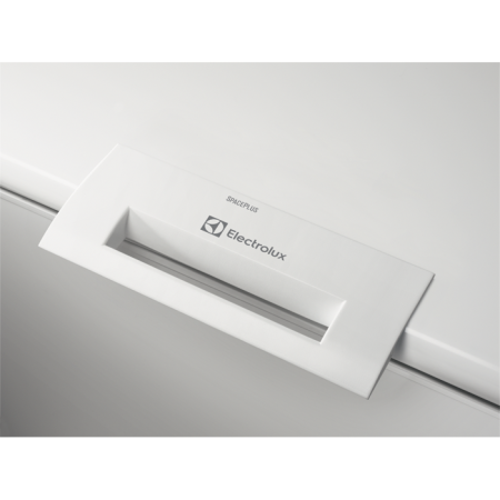 Морозильный ларь Electrolux EC 2200 AOW2 купить за 112&nbsp;300 ₽ в Москве с доставкой по РФ