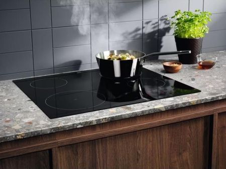 Варочная панель Electrolux EIT60428C купить за 55&nbsp;080 ₽ в Москве с доставкой по РФ