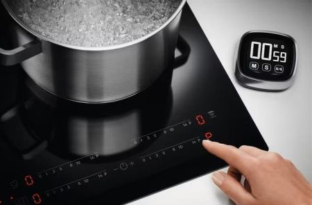 Варочная панель Electrolux EIT60428C купить за 55&nbsp;080 ₽ в Москве с доставкой по РФ