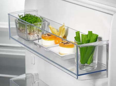 Встраиваемый холодильник Electrolux ENTMUSP8S - купить онлайн, цена 83 900.00 ₽, стоимость доставки по МСК и РФ от 300 рублей, заказать сейчас! Встраиваемый холодильник Electrolux ENTMUSP8S купить за 83 900.00 ₽ в Москве с доставкой по РФ