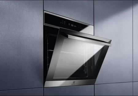 Духовой шкаф Electrolux EOE7P31X - купить онлайн, цена 79 850 ₽, стоимость доставки по МСК и РФ от 300 рублей, заказать сейчас! Духовой шкаф Electrolux EOE7P31X купить за 79 850 ₽ в Москве с доставкой по РФ