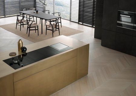 Индукционная варочная панель Miele KM 6329 - купить онлайн, цена 192 000 ₽, стоимость доставки по МСК и РФ от 300 рублей, заказать сейчас! Индукционная варочная панель Miele KM 6329 купить за 192 000 ₽ в Москве с доставкой по РФ