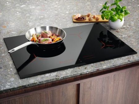 Варочная панель Electrolux EIP8146 купить за 69&nbsp;870 ₽ в Москве с доставкой по РФ