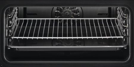 Компактный духовой шкаф AEG KMR761000M купить за 85&nbsp;900 ₽ в Москве с доставкой по РФ