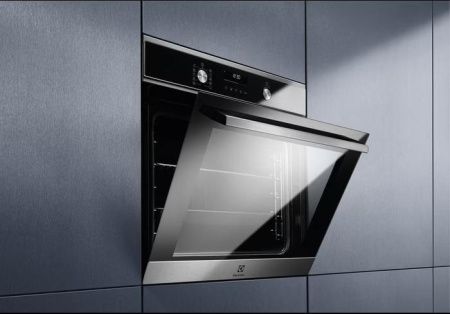 Духовой шкаф Electrolux EOF6P76BX купить за 63&nbsp;390 ₽ в Москве с доставкой по РФ