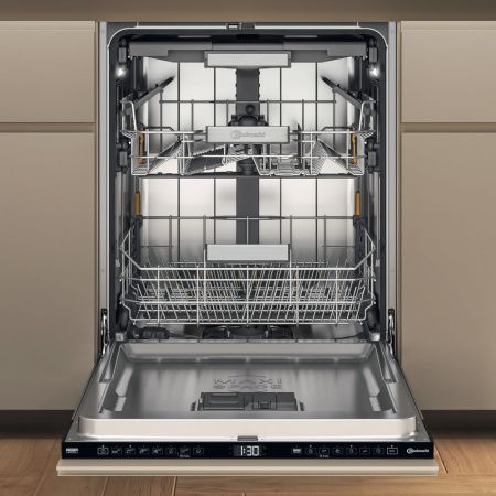 Посудомоечная машина Bauknecht B7I HF60 TUS купить за 45&nbsp;000 ₽ в Москве с доставкой по РФ