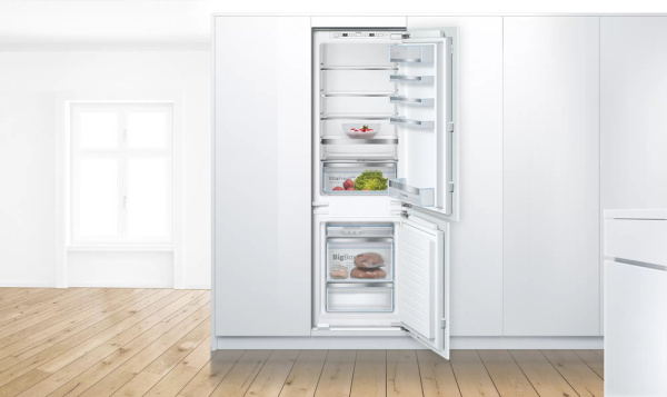 Встраиваемый двухкамерный холодильник Bosch KIS86AFE0 - купить онлайн, цена 138 630.11 ₽, стоимость доставки по МСК и РФ от 300 рублей, заказать сейчас! Встраиваемый двухкамерный холодильник Bosch KIS86AFE0 - купить за 138 630.11 ₽ в Москве с доставкой по РФ