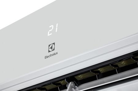 Сплит-система Electrolux EACS-24HAL/N8 купить за 83&nbsp;090 ₽ в Москве с доставкой по РФ