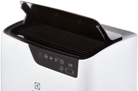 Мобильный кондиционер Electrolux EACM-12 GT/N6 купить за 53&nbsp;980 ₽ в Москве с доставкой по РФ