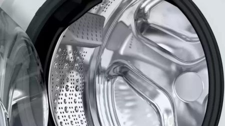 Узкая стиральная машина BOSCH WLW24L40OE купить за 50&nbsp;990 ₽ в Москве с доставкой по РФ