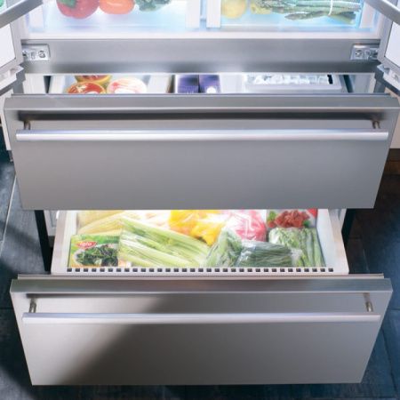 Холодильник Liebherr CBNes 6256 PremiumPlus BioFresh NoFrost - купить онлайн, цена 1 379 490.23 ₽, стоимость доставки по МСК и РФ от 300 рублей, заказать сейчас! Холодильник Liebherr CBNes 6256 PremiumPlus BioFresh NoFrost купить за 1 379 490.23 ₽ в Москве с доставкой по РФ