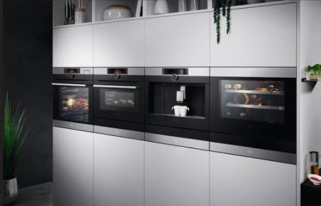 Встраиваемый винный шкаф AEG KWK884520M - купить онлайн, цена 185 900 ₽, стоимость доставки по МСК и РФ от 300 рублей, заказать сейчас! Встраиваемый винный шкаф AEG KWK884520M купить за 185 900 ₽ в Москве с доставкой по РФ