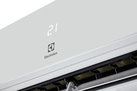 Сплит-система Electrolux EACS/I-18HAL/N8 купить за 80&nbsp;580 ₽ в Москве с доставкой по РФ
