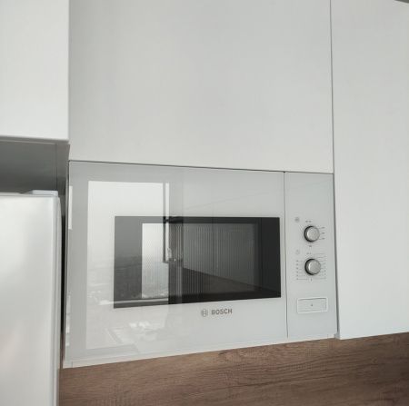 Встраиваемая микроволновая печь Bosch BFL520MW0 купить за 43&nbsp;510.23 ₽ в Москве с доставкой по РФ