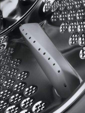 Стиральная машина AEG L7FBE48SR купить за 44&nbsp;900 ₽ в Москве с доставкой по РФ