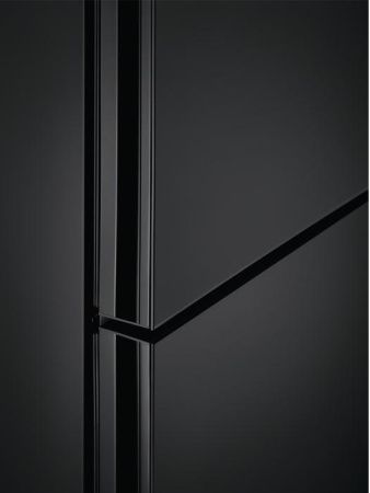 Холодильник Electrolux LNT7ME32M1 - купить онлайн, цена 102 210 ₽, стоимость доставки по МСК и РФ от 300 рублей, заказать сейчас! Холодильник Electrolux LNT7ME32M1 купить за 102 210 ₽ в Москве с доставкой по РФ