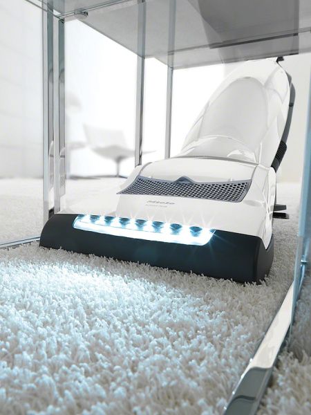 Пылесос Miele SHJM 0 Dynamic U 1 Allergy белый лотос - купить онлайн, цена 45 900 ₽, стоимость доставки по МСК и РФ от 300 рублей, заказать сейчас! Пылесос Miele SHJM 0 Dynamic U 1 Allergy белый лотос - купить за 45 900 ₽ в Москве с доставкой по РФ