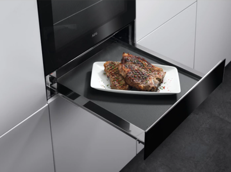 Ящик для подогрева посуды AEG KDE911422B купить за 96&nbsp;600 ₽ в Москве с доставкой по РФ