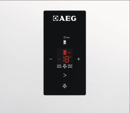 Холодильник AEG S83520CMWF CustomFlex купить за 172&nbsp;300 ₽ в Москве с доставкой по РФ