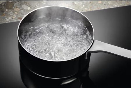 Варочная панель Electrolux LIL61424C - купить онлайн, цена 42 570 ₽, стоимость доставки по МСК и РФ от 300 рублей, заказать сейчас! Варочная панель Electrolux LIL61424C купить за 42 570 ₽ в Москве с доставкой по РФ