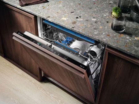Electrolux EEG48300L купить за 60&nbsp;130 ₽ в Москве с доставкой по РФ