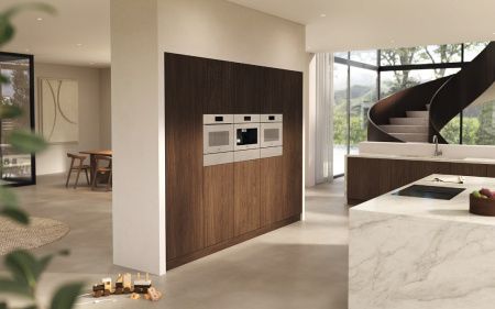 Духовой шкаф Miele H 7840 BMX Pearl beige - купить онлайн, цена 454 700 ₽, стоимость доставки по МСК и РФ от 300 рублей, заказать сейчас! Духовой шкаф Miele H 7840 BMX Pearl beige купить за 454 700 ₽ в Москве с доставкой по РФ