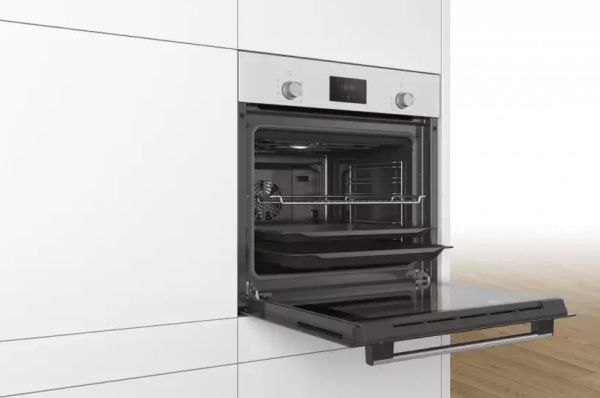Встраиваемый духовой шкаф BOSCH HBF512BV1R - купить за 75&nbsp;225.43 ₽ в Москве с доставкой по РФ