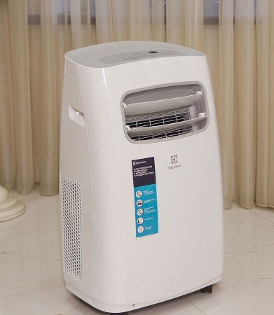 Мобильный кондиционер Electrolux EACM-9 CG/N3 купить за 49&nbsp;600 ₽ в Москве с доставкой по РФ