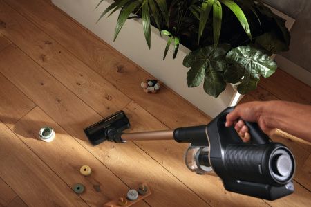 Пылесос Miele SQLL0 Duoflex HX1 Total Care - купить онлайн, цена 72 900 ₽, стоимость доставки по МСК и РФ от 300 рублей, заказать сейчас! Пылесос Miele SQLL0 Duoflex HX1 Total Care купить за 72 900 ₽ в Москве с доставкой по РФ