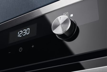 Духовой шкаф Electrolux OKE5H71X купить за 194&nbsp;600 ₽ в Москве с доставкой по РФ